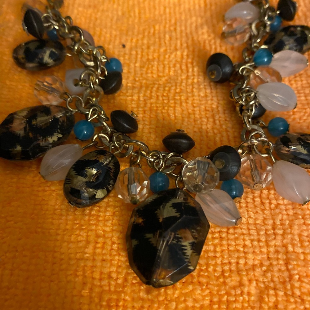 Elegant Multicolor Beaded Necklace